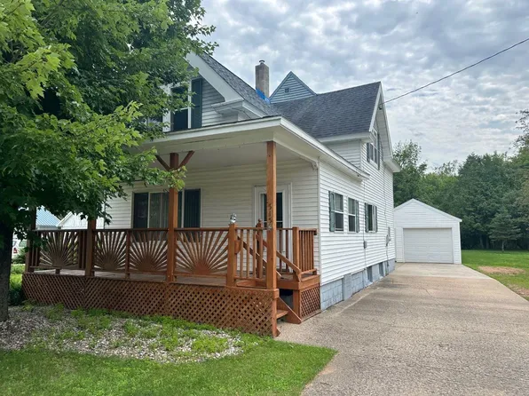 515 Sherman St, Marion, WI 54950