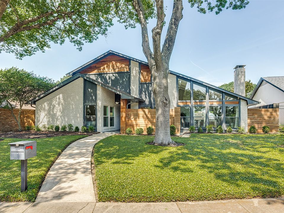 1st image of 9517 Fallbrook Dr