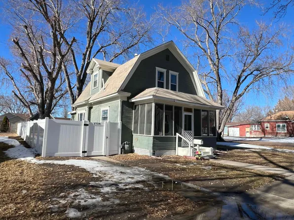 1720 B Ave, Gothenburg, NE 69138
