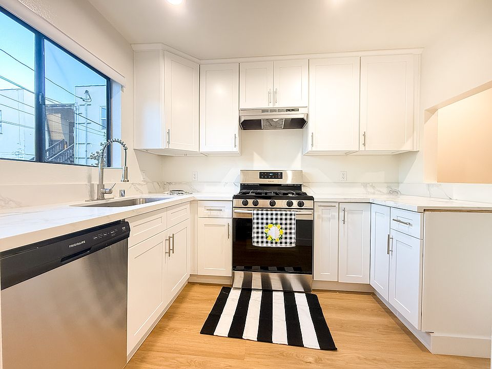 1st image of 445 W Lexington Dr APT 7