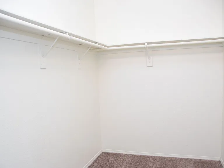 6235 Shamrock Lake Ave — Photo 19