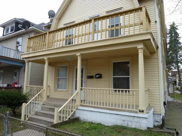 1111 McReynolds Ave NW, Grand Rapids, MI 49504