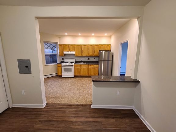 3rd image of 6704 Bergenline Ave APT 3