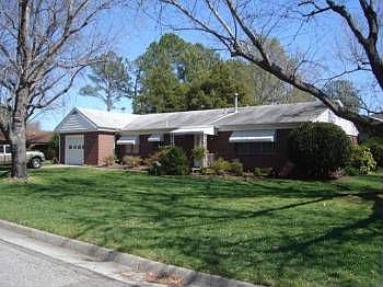 1st image of 20 Kenwood Dr