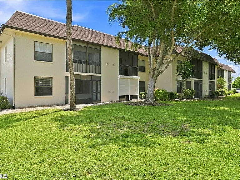 9261 Central Park Dr #106 — Photo 7