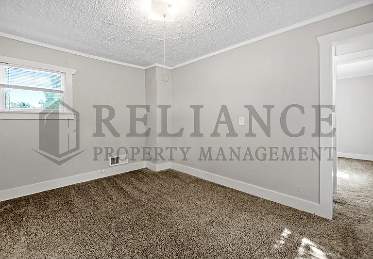 232 S Sedgwick St — Photo 24
