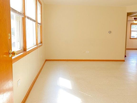3rd image of 3119 N Nashville Ave APT 1W
