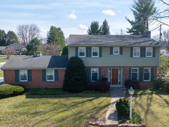 30 Kirkwood Ave, Sinking Spring, PA 19608