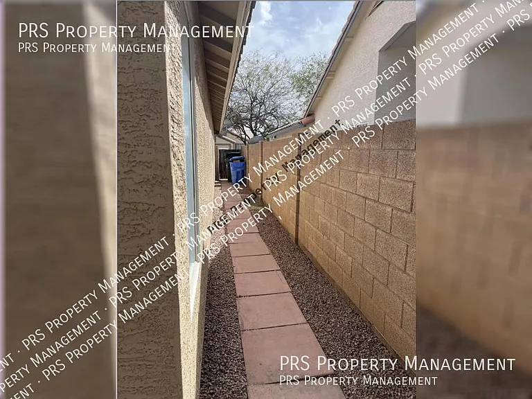 818 W Silver Creek Rd — Photo 15