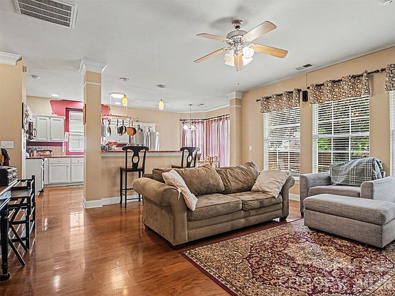 4th image of 3422 Pasture View Ct