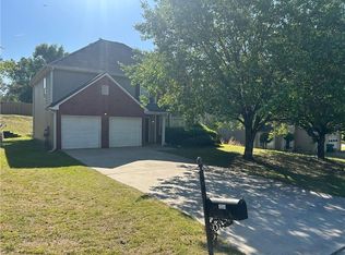 3334 Rockmill Dr, Ellenwood, GA 30294