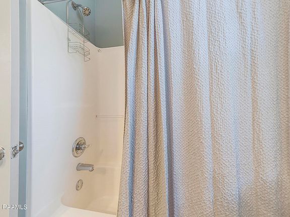 3rd image of 210 Harvest Pointe Cir