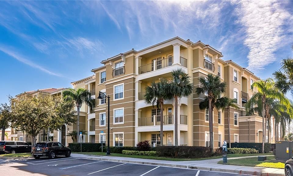 1st image of 4804 CAYVIEW AVENUE #106