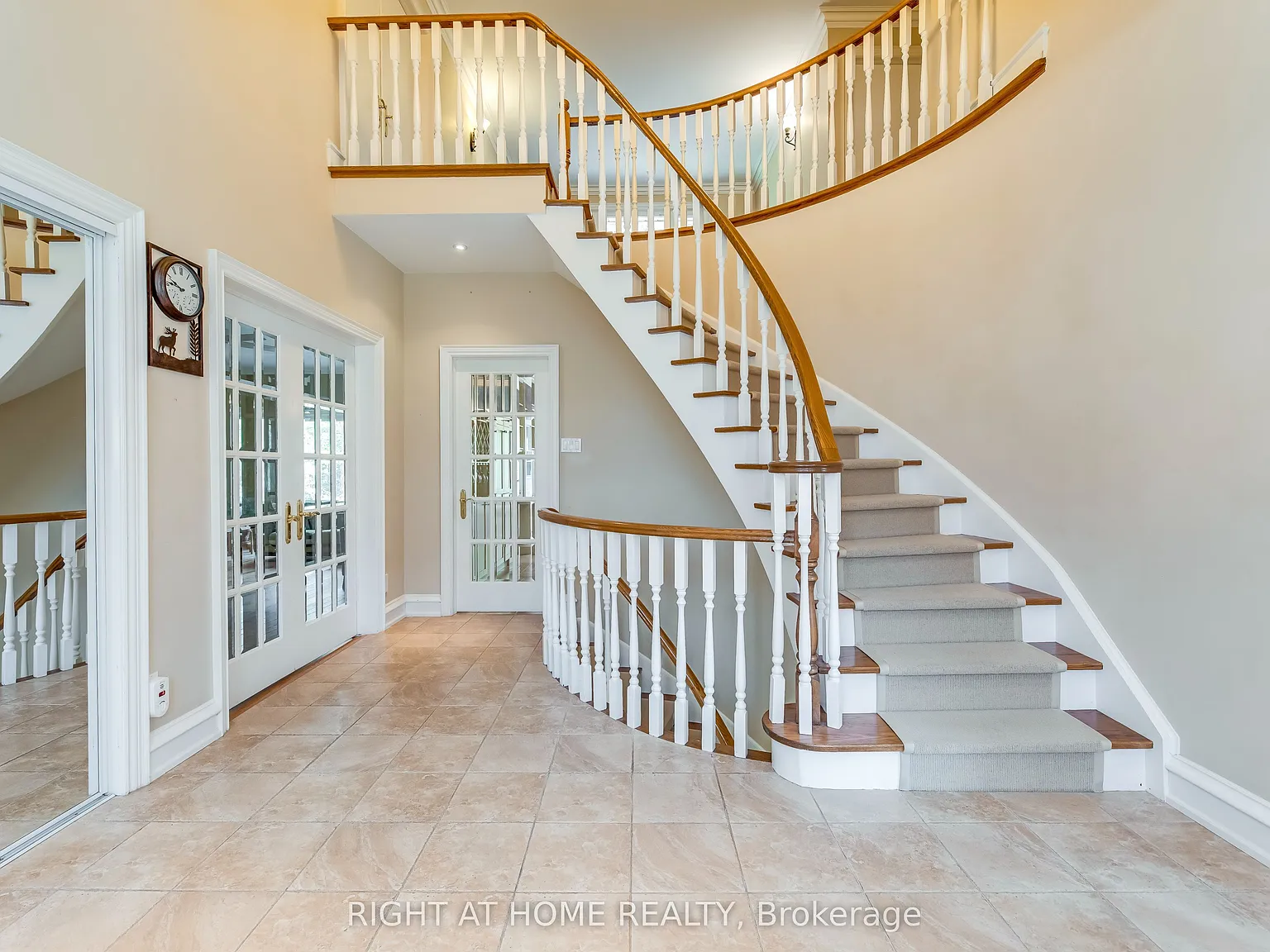 4 bed, $5,980 — Photo 2