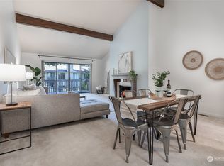 13730 15th Ave NE APT A303, Seattle, WA 98125