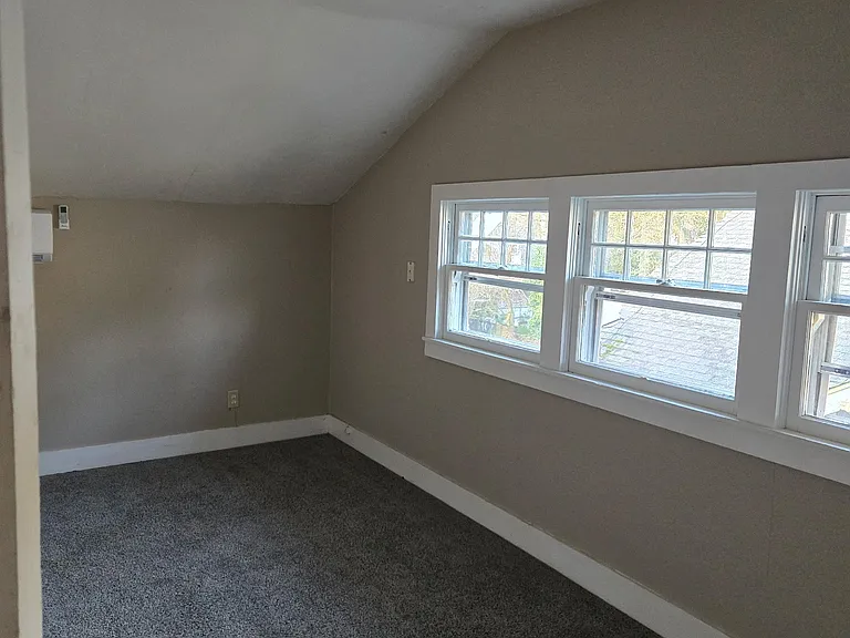 1351 3rd St NW — Photo 12