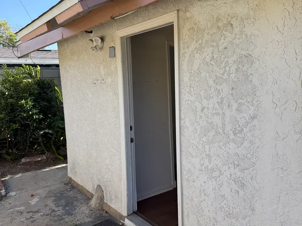 1700 W Elm Ave #Adu, Fullerton, CA 92833