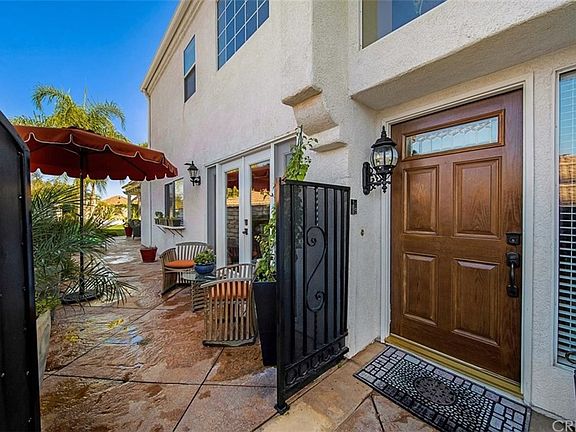 3rd image of 25866 Milano Ln
