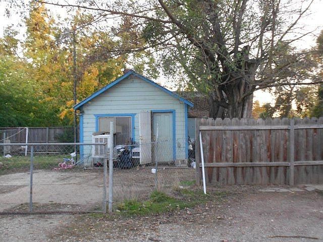 2nd image of 1610 3rd Ave
