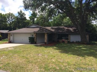 23 Holly Ct, Homosassa, FL 34446
