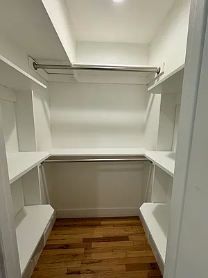 Rented by Mossanen Group | media 7