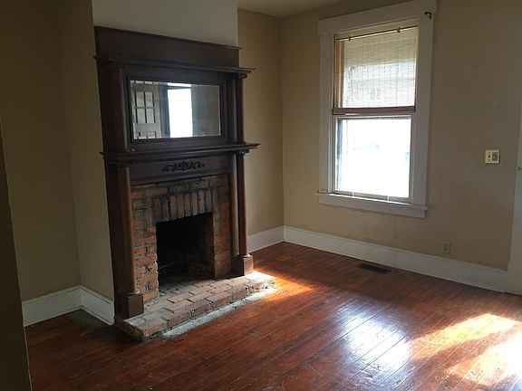 Living room with fireplace