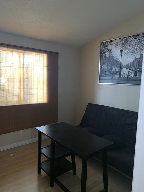 1st image of 21133 NE 4th Ct