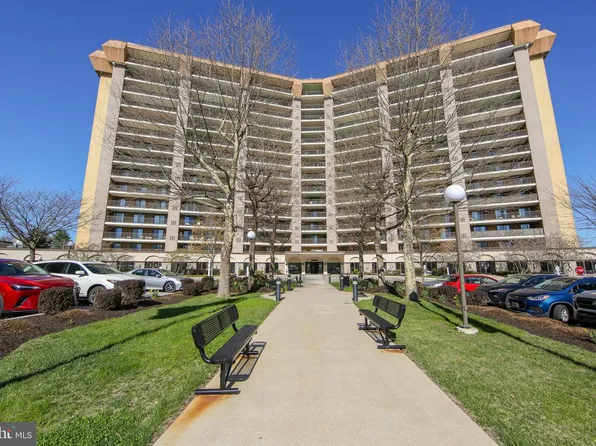 20724 Valley Forge Cir #724, King Of Prussia, PA 19406