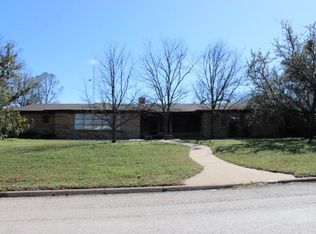1501 W Elliott St, Breckenridge, TX 76424
