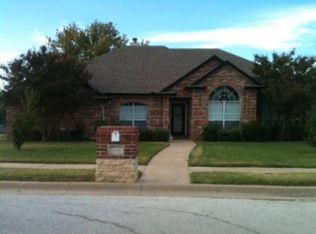 904 Cardinal Ridge Rd, Burleson, TX 76028