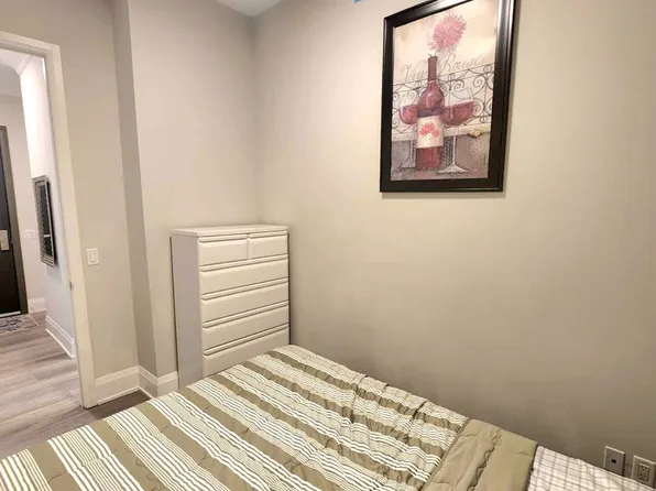 8 Water Walk Dr W, Markham, ON