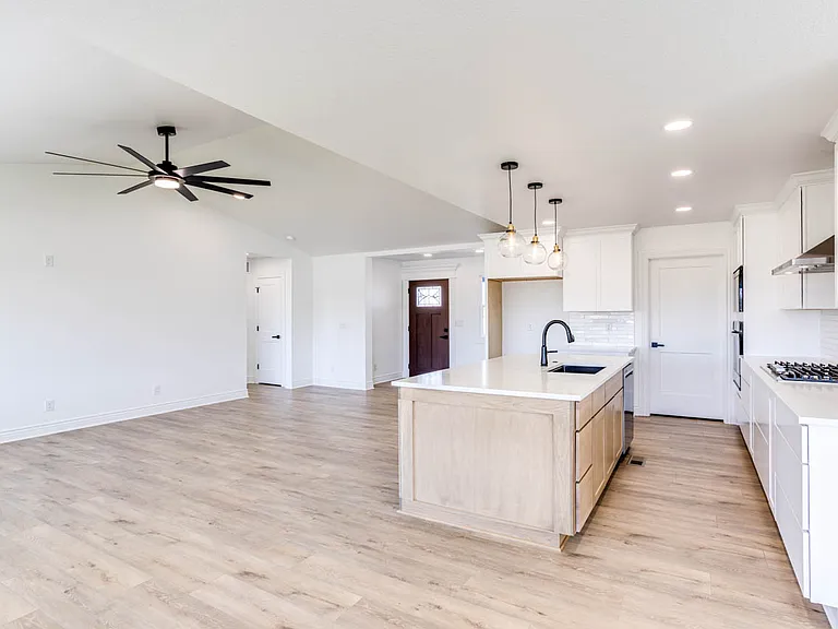 464 S Stoney Creek St — Photo 12
