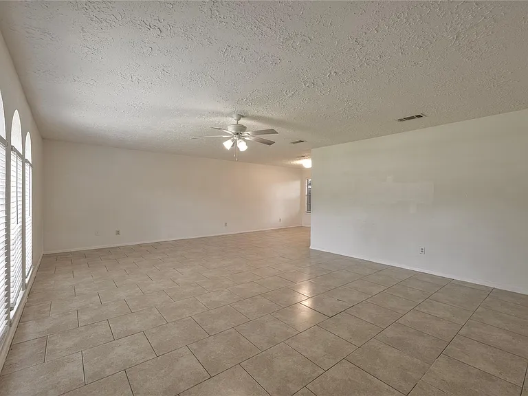 14119 Bella Dr — Photo 9