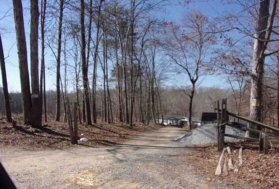 2nd image of 1333 Nevit Ln