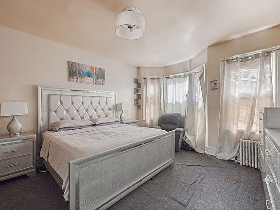 5th image of 1224 Shakespeare Ave