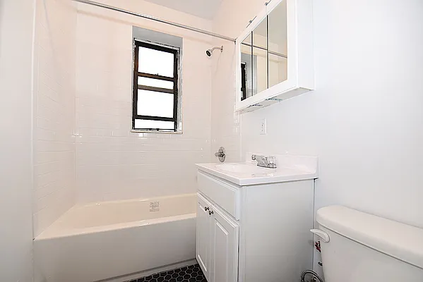 Rented by Keller Williams NYC | media 9