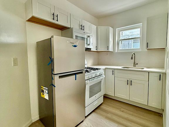 3rd image of 114-62 Merrick Blvd #2A