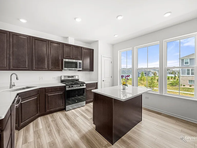 14932 S McCarthy Cir — Photo 4