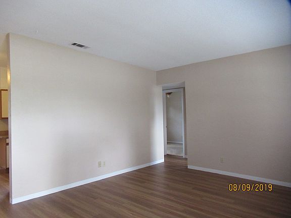2nd image of 1745 Montgomery Dr