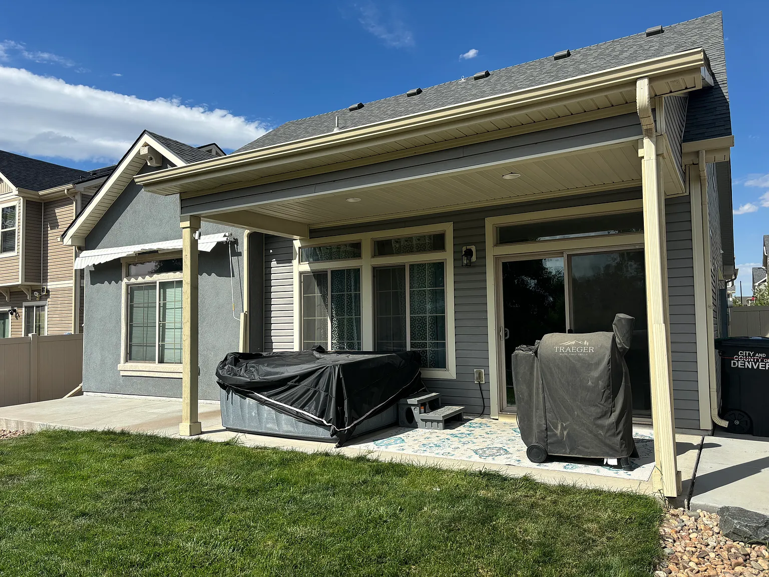 3 bed, 2047 sqft, $3,800 — Photo 2