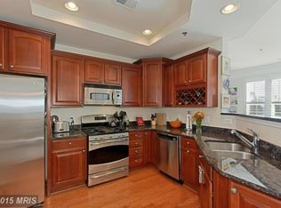 3544 Huntley Manor Ln #136B, Alexandria, VA 22306