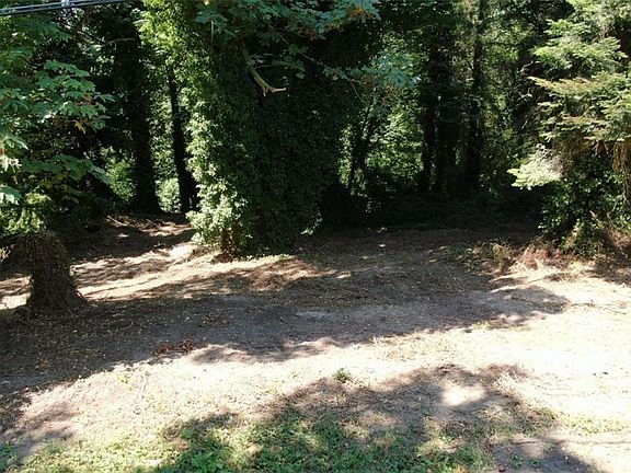 5th image of 268 12th Ave S