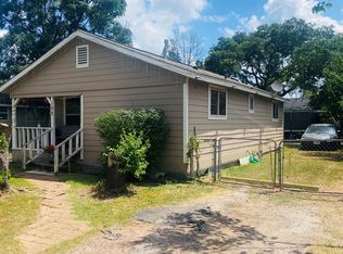102 Avenue A, Willis, TX 77378