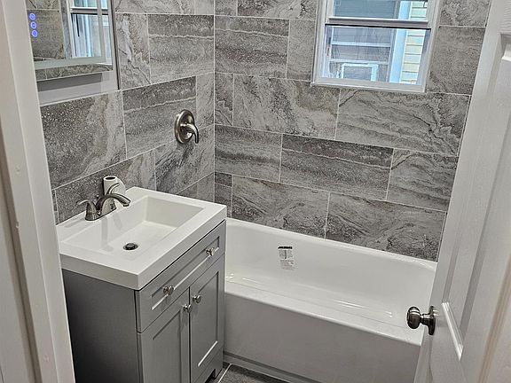 3rd image of 65 Hale St