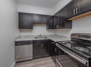 10 Commons Dr #902, Milford, OH 45150