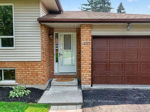3rd image of 257 White St