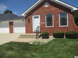 908 Grant Dr, Seymour, IN 47274