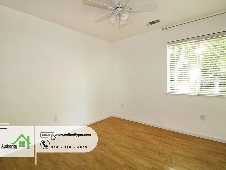2151 Hemingway St — Photo 15