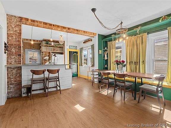 5th image of 1912 Beeler Street