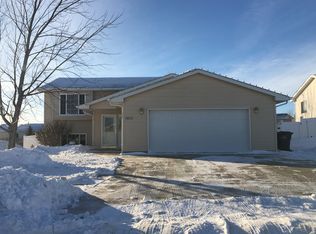 1805 Northridge Dr, Watertown, SD 57201